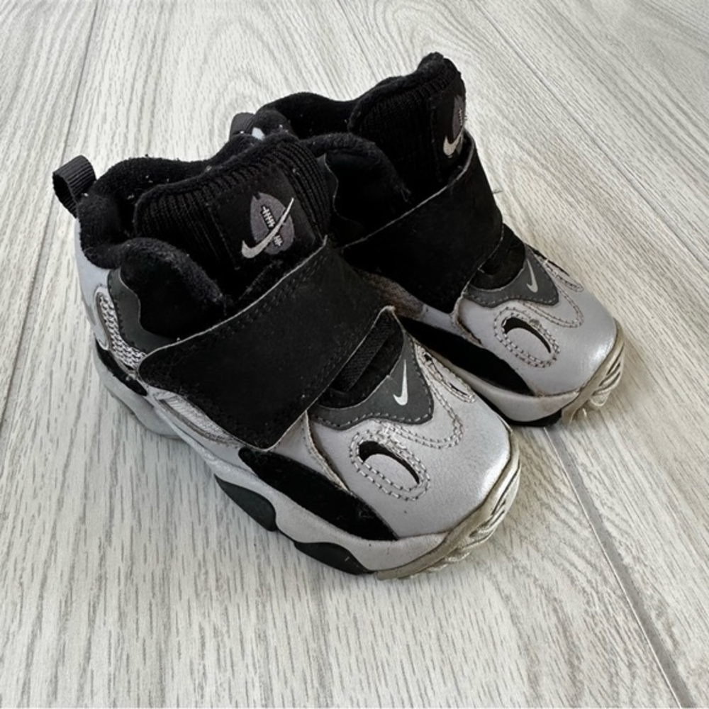 Nike Speed Turf Wolf Grey US 5C‎ 535737-001 Used